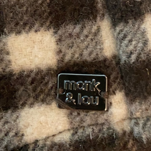 Monk & Lou Shacket - Picture 9 of 9